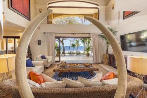Gallery image of Extravagant Beachfront Mansion in Flamingo, Second to None in Playa Flamingo