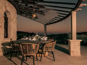 Balkoni atau teres di Villa Koukouvayia
