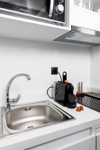 A kitchen or kitchenette at CubeStudio21