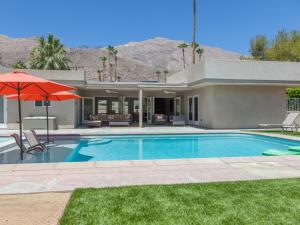 Gallery image of Boo Boo's Hideaway in Palm Springs
