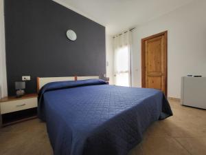 Imagen de la galería de White Sand affittacamere, en La Caletta