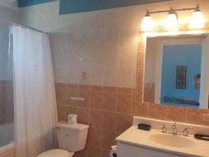 Koupelna v ubytování Hideaways Exuma