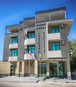 Budova, kde se hotel nachází