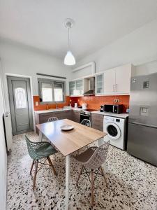 Gallery image of Golden Key apartments in Chania Town