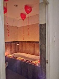 Kylpyhuone majoituspaikassa HOTEL CAMPESTRE VILLAS de SANTA RITA