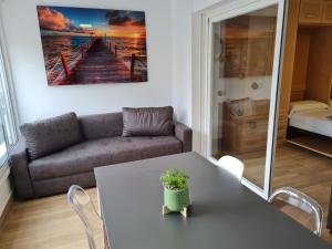 Postel nebo postele na pokoji v ubytování Hany apartment Ducado 2-I