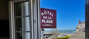 Nespecifikovaný výhled na moře nebo výhled na moře při pohledu z hotelu