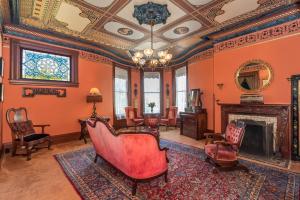Gallery image of Chateau Tivoli Bed and Breakfast in San Francisco