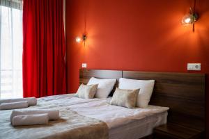 Katil atau katil-katil dalam bilik di Eltisy Guest House