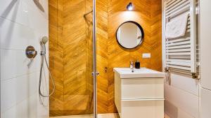 Koupelna v ubytování Apartament Triventi 99 z Widokiem - 5D Apartamenty