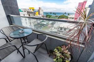 Balkón nebo terasa v ubytování 茉白電梯民宿Bed and Breakfast Elevator 花蓮夜市電梯包棟