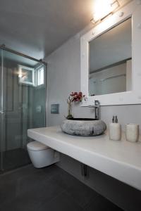 Gallery image of Orelia in Kamari