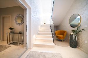 Fotografie z fotogalerie ubytování D-Palace Apartments-Olive tree v destinaci Donji Zemunik