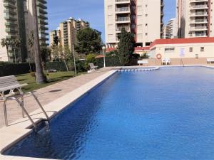 Bazén v ubytovaní DON XIMO GANDIA - Alquiler solo familias alebo v jeho blízkosti