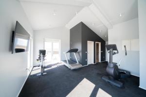 Fitness centrum a/nebo fitness zařízení v ubytování D-Palace Apartments-Olive tree