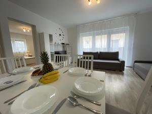 Gallery image of Sorrento Deluxe Apartment - Jacuzzi in Siófok