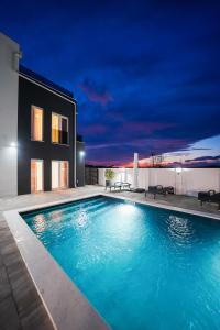 Fotografie z fotogalerie ubytování D-Palace-Lux v destinaci Donji Zemunik