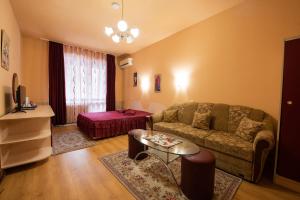 Gallery image of Family Hotel Enica in Teteven