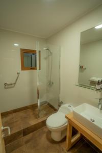 Koupelna v ubytování Calafate Apart Hotel