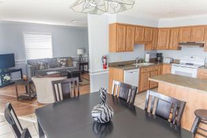 Dapur atau dapur kecil di Bluefish 16 House