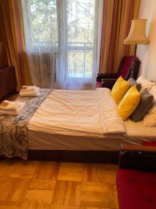 Posteľ alebo postele v izbe v ubytovaní Bella Casa Economy Villa - Skibowa, close to Bielany