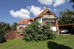 Budova, v ktorej sa apartmánový hotel nachádza