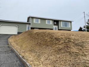 Northern BightExceptional Ocean View的草堆上的房子