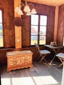 Uma área de estar em Gasthof Franziskibad