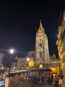 Kép Precioso y confortable piso en el Casco Histórico szállásáról Oviedóban a galériában
