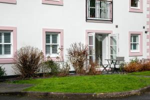 Keswick Ground floor apartment with parking外面的花园