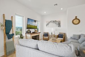 Μια τηλεόραση ή/και κέντρο ψυχαγωγίας στο Endless Views