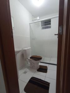 Ένα μπάνιο στο Apto 1 Agua Marinha