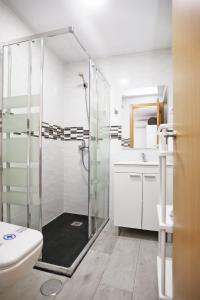 Holidays2Malaga Goya - zona Huelin & 500 mts de la playa ...
