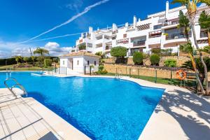 Bazén v ubytování Finca San Antonio Holiday Rental nebo v jeho okolí