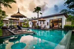 Imagen de la galería de Villa Lagoon by BaliSuperHost, en Ubud