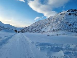 Gallery image of T-R Huset i Hellosan in Bøstad