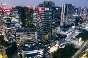 Et luftfoto af New Century Hotel Qianchao Hangzhou