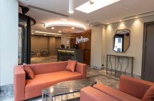 O zonă de relaxare la Radisson Hotel Istanbul Harbiye