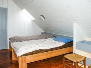 Postel nebo postele na pokoji v ubytování Holiday Home Bosco-TICINO TICKET Inklusive!-7 by Interhome