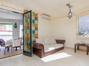 Posezení v ubytování Apartment Mitsu by Interhome