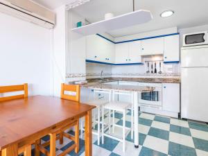 Fotografia z galérie ubytovania Apartment Bonaire IV - La Concha by Interhome v destinácii Oropesa del Mar