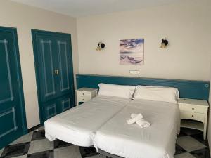 Gallery image of Hotel Agur in Fuengirola