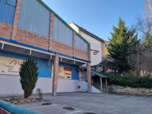 Zgradba, v kateri se nahaja hotel