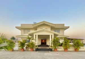 Gallery image of Playotel Resort Bhopal in Bhopal