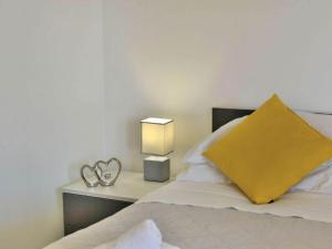 Postel nebo postele na pokoji v ubytování Fancy Apartments Dream