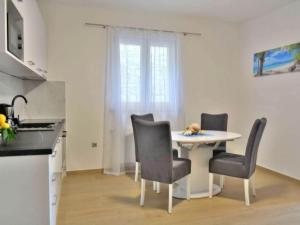 Kuchyň nebo kuchyňský kout v ubytování Fancy Apartments Dream