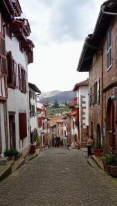 Gallery image of Saint Jean Pied de Port. Centre Ville. Rue Piétonne in Saint-Jean-Pied-de-Port