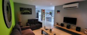 Gallery image of Sunny Hill Apartment in Willemstad