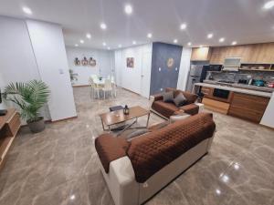 Kuchyň nebo kuchyňský kout v ubytování Departamento exclusivo ica + 10 fotografií