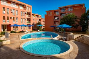 The swimming pool at or close to Sunny Day 6 - Menada Apartments